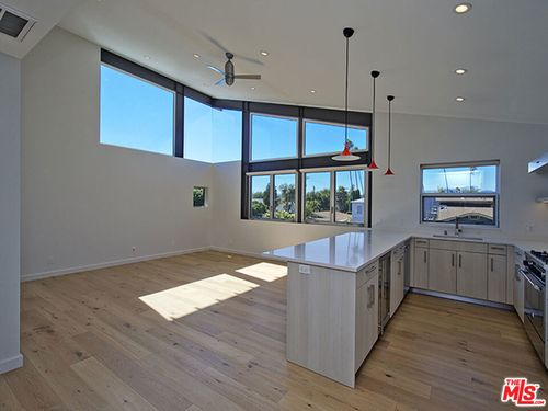 4-806 6th Ave, Venice, CA, 90291-5888 | Card Image
