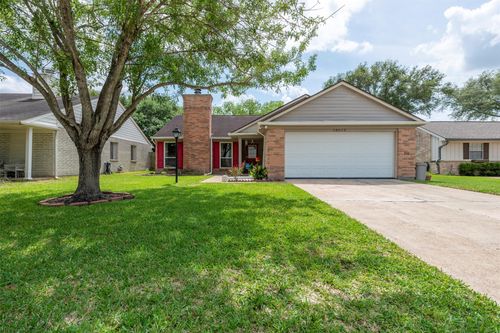 18015 Brooknoll Dr, Houston, TX, 77084-5949 | Card Image
