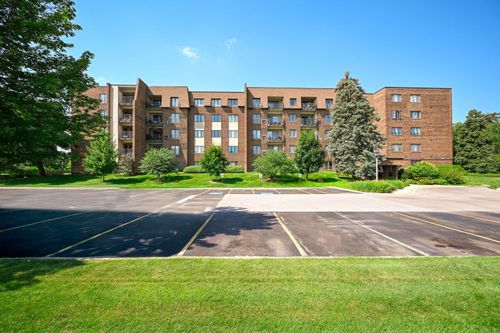 unit-5e-453 Raintree Dr, Glen Ellyn, IL, 60137-6760 | Card Image
