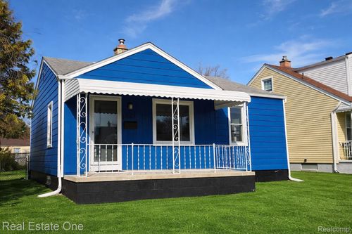 1421 E Evelyn Ave, Hazel Park, MI, 48030-2305 | Card Image