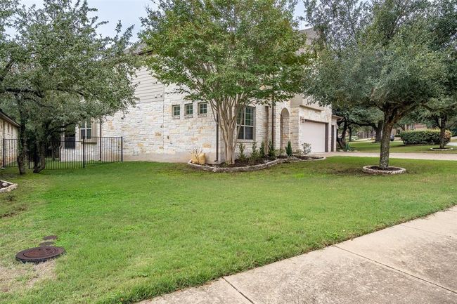 4925 Pyrenees Pass, House other with 4 bedrooms, 4 bathrooms and 6 parking in Austin TX | Image 4