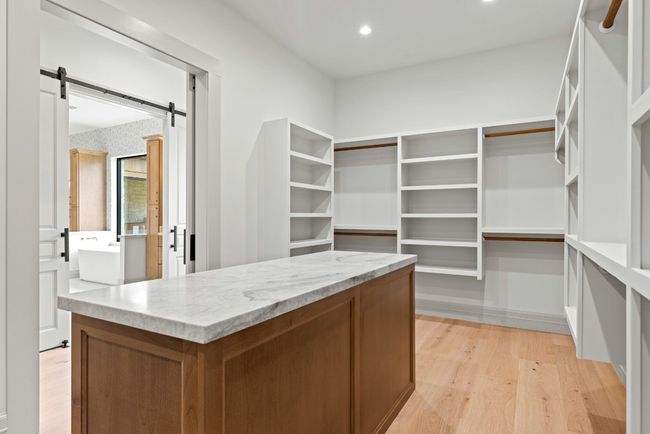 1318 Countryside Bnd, House other with 4 bedrooms, 5 bathrooms and 6 parking in Fredericksburg TX | Image 28