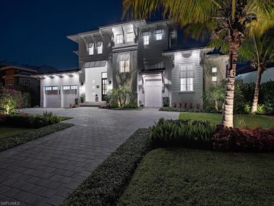 626 Fountainhead Way, House other with 4 bedrooms, 4 bathrooms and null parking in Naples FL | Image 2