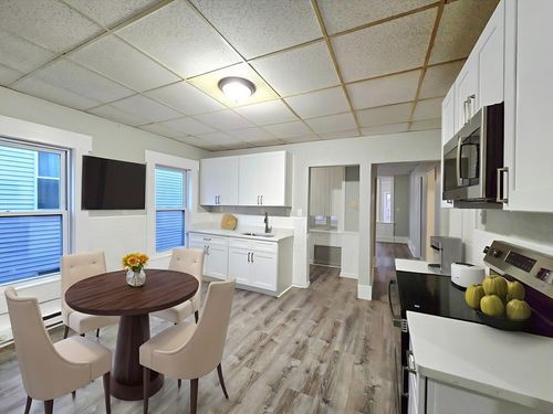 5 Mount Pleasant St, Worcester, MA, 01610-1785 | Card Image