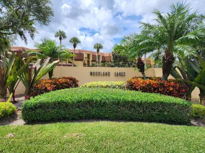 223 - 5344 Woodland Lakes Drive, Condo with 2 bedrooms, 2 bathrooms and null parking in Palm Beach Gardens FL | Image 1