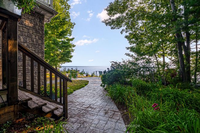 8 Willow Dr, House other with 5 bedrooms, 4 bathrooms and 3 parking in Tiny ON | Image 40