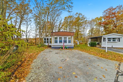 28 Golden Spur, Stonington, CT, 06378-1510 | Card Image