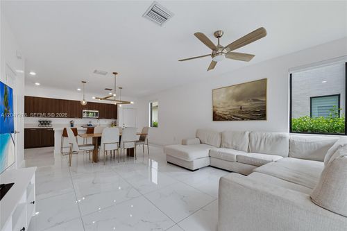 4605 Nw 83rd Path, Doral, FL, 33166-5951 | Card Image