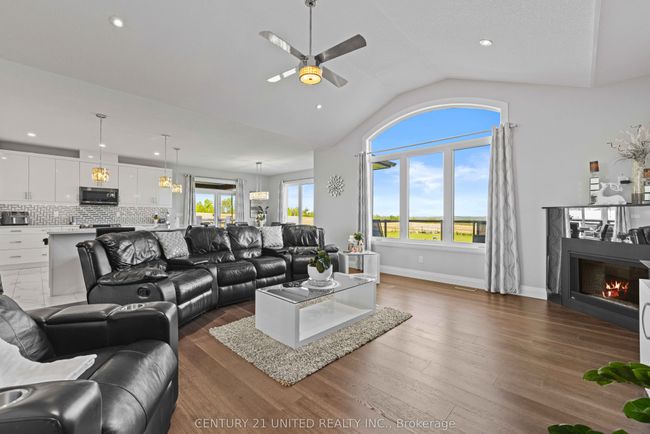 1669 Stewart Line, House other with 5 bedrooms, 3 bathrooms and 10 parking in Cavan ON | Image 12