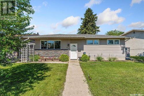 2306 Easthill, Saskatoon, SK, S7J3E5 | Card Image