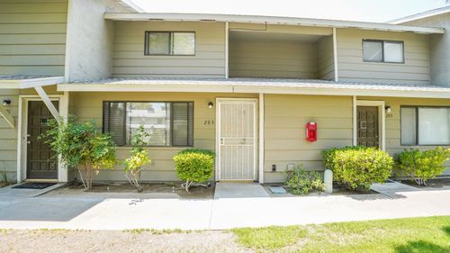 293 E Upjohn Ave, Ridgecrest, CA, 93555-4176 | Card Image