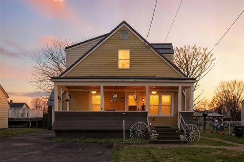 709 Jefferson Ave, Natrona Heights, PA, 15065-2411 | Card Image