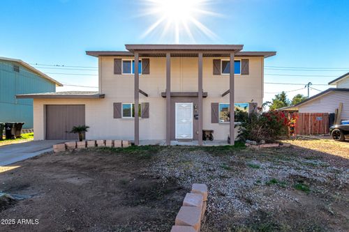 8201 W Whitton Ave, Phoenix, AZ, 85033-3449 | Card Image