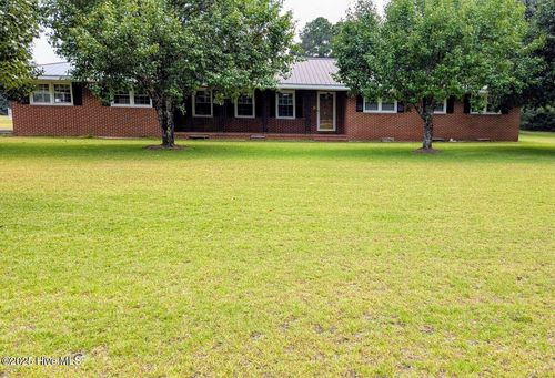 5068 Lobelia Rd, Vass, NC, 28394-9758 | Card Image