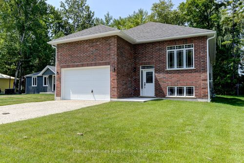 14 56th St S, Wasaga Beach, ON, L9Z | Card Image