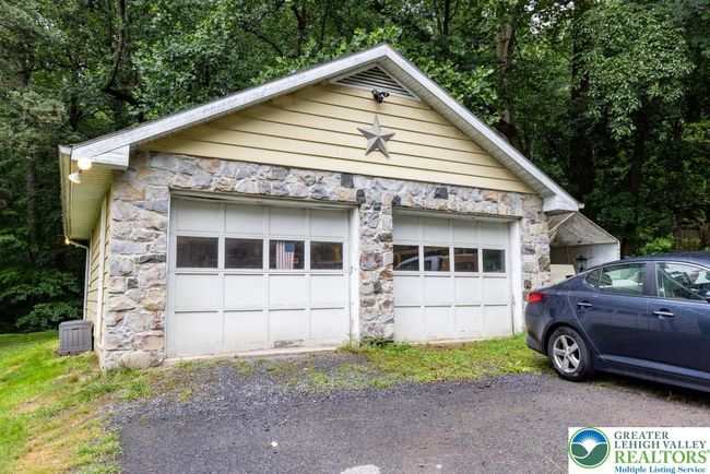 2211 Honeysuckle Rd, House other with 3 bedrooms, 2 bathrooms and null parking in Allentown PA | Image 29