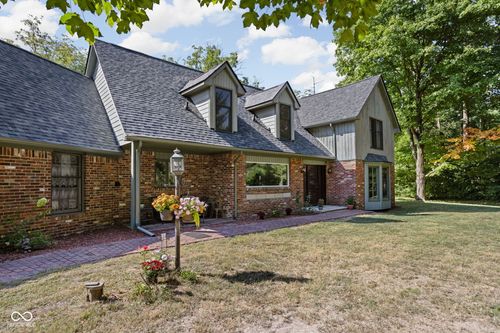7425 E 300 S, Whitestown, IN, 46075-9646 | Card Image