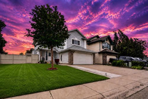 67 Douglas Ridge View Se, Calgary, AB, T2Z3C3 | Card Image