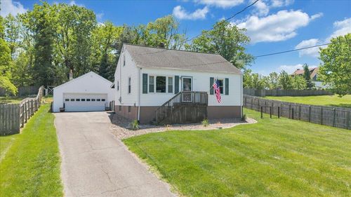 5112 Oak Grove Blvd Nw, Roanoke, VA, 24017-2346 | Card Image
