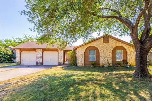 2104 Old West Pl, Round Rock, TX, 78681-7494 | Card Image