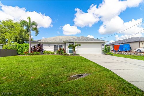138 Zenith Cir, FORT MYERS, FL, 33913-7520 | Card Image