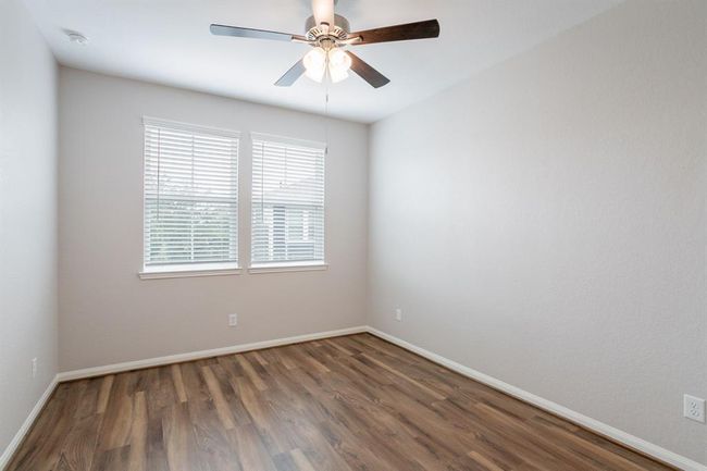 9917 Brickhouse Dr, House other with 3 bedrooms, 3 bathrooms and 2 parking in Houston TX | Image 35