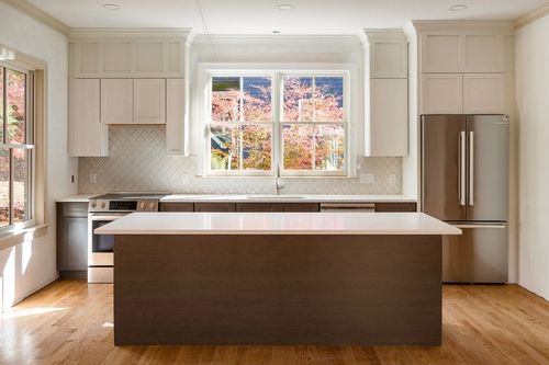 181 Lowell St, Arlington, MA, 02474-3923 | Card Image