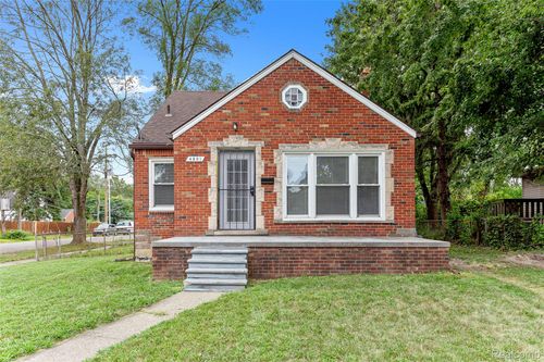 4501 Woodhall St, Detroit, MI, 48224-2224 | Card Image