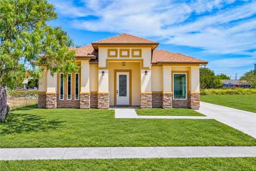 2602 Milo St, Corpus Christi, TX, 78415-2118 | Card Image