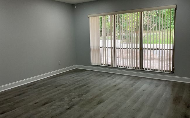 215 Nw Fairway Hills Gln, Condo with 2 bedrooms, 2 bathrooms and 2 parking in Lake City FL | Image 6
