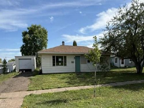 47 Edwards Dr, Silver Bay, MN, 55614-1252 | Card Image