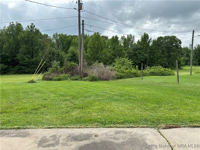 2318 Lake View Dr, Home with 4 bedrooms, 2 bathrooms and null parking in Austin IN | Image 15