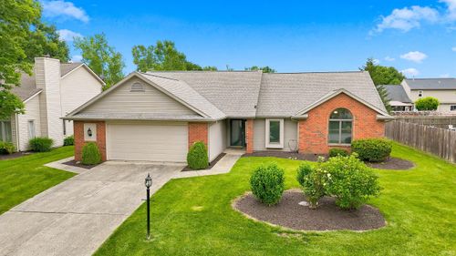 8711 Sandpiper Ct, Fort Wayne, IN, 46804-8411 | Card Image