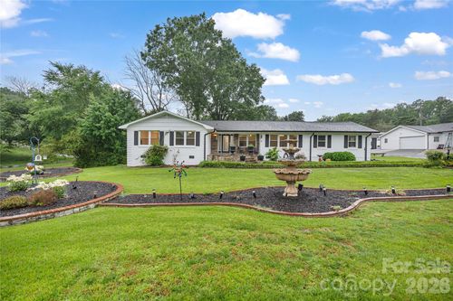 2524 Griffith Rd, Monroe, NC, 28112-9520 | Card Image