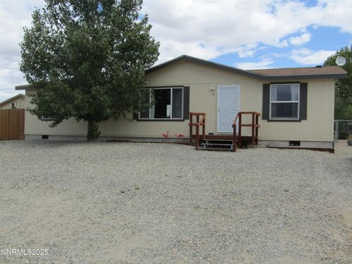 15 Overland Ln, Yerington, NV, 89447-9418 | Card Image