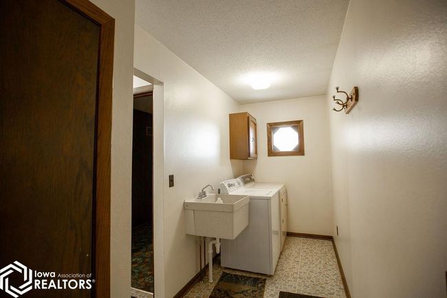 1101 310 Th St, Home with 3 bedrooms, 2 bathrooms and null parking in Burt IA | Image 31