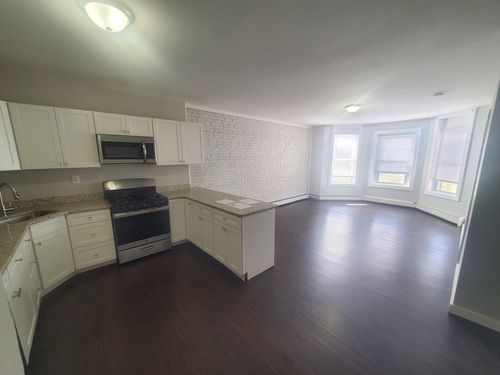 apt-4-620 Dudley St, Boston, MA, 02125-2665 | Card Image