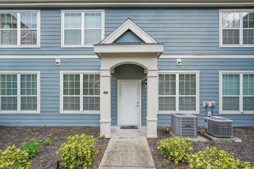 unit-104-5540 Rosehill Rd, SARASOTA, FL, 34233-3061 | Card Image