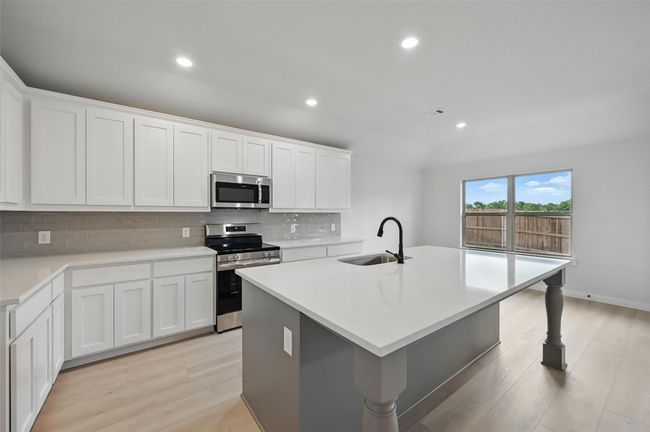 1401 Quail Creek Dr, House other with 3 bedrooms, 2 bathrooms and null parking in Cleburne TX | Image 12