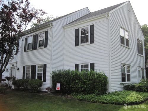 b-570 Westport Ln, Monroe, NJ, 08831-1882 | Card Image