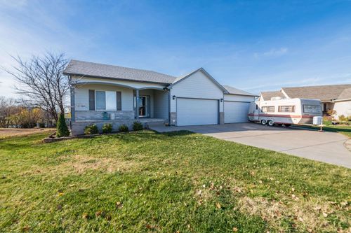 225 W Winterset Cir, Goddard, KS, 67052 | Card Image