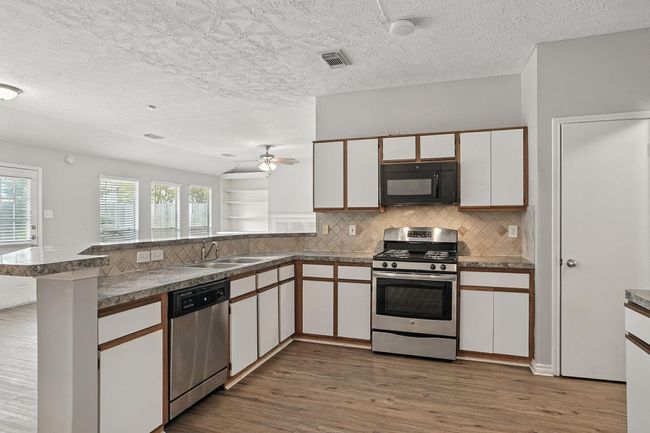 16134 Cypress Valley Dr, House other with 3 bedrooms, 2 bathrooms and 2 parking in Cypress TX | Image 13