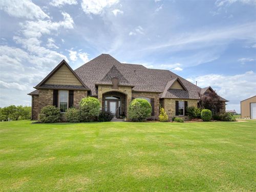 15821 Sw 26th St, El Reno, OK, 73036-6001 | Card Image