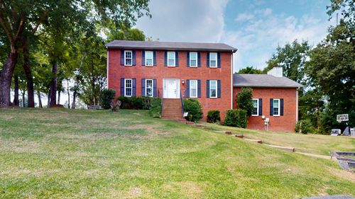 2027 Hunters Pl, Mt Juliet, TN, 37122-2460 | Card Image