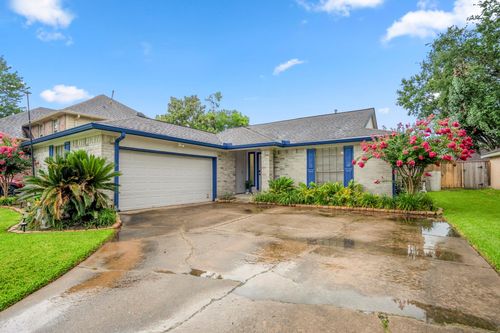 1003 Sugarfield Ct, Sugar Land, TX, 77498-2763 | Card Image
