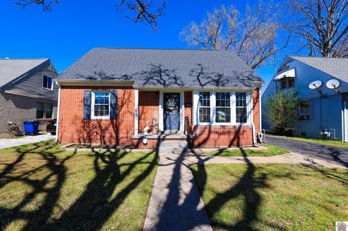 2557 Clay St, Paducah, KY, 42001-3715 | Card Image