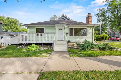 2105 E Johnson Street, Madison, WI, 53704 | Card Image
