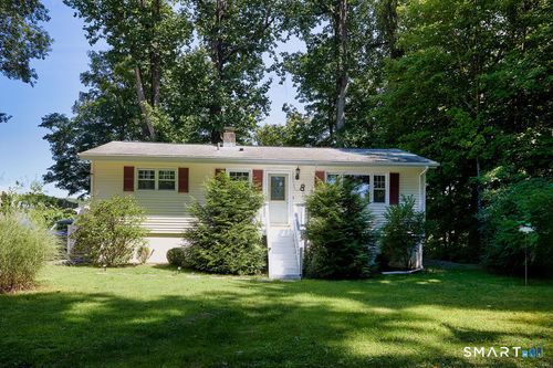 8 Lakeside Drive Ext, Ridgefield, CT, 06877-2117 | Card Image