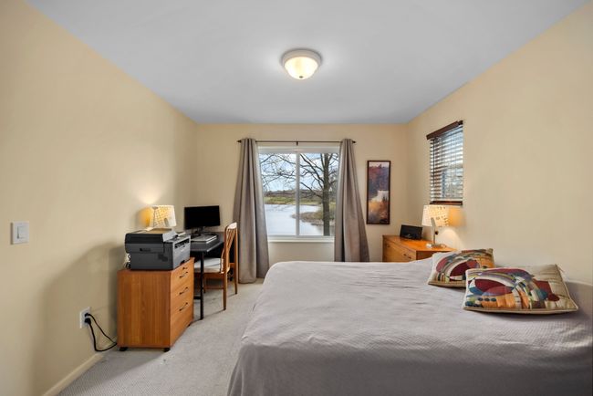 Bedroom 3 with lakeview | Image 47