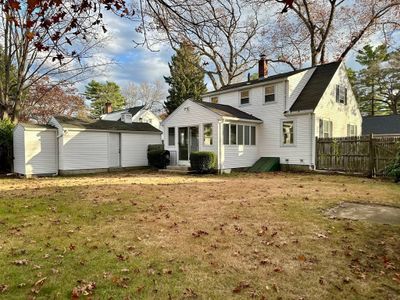 31 Evergreen Rd, House other with 3 bedrooms, 1 bathrooms and 3 parking in Natick MA | Image 2